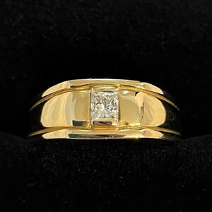 Mens Diamond Solitaire & 14k Gold Ring
